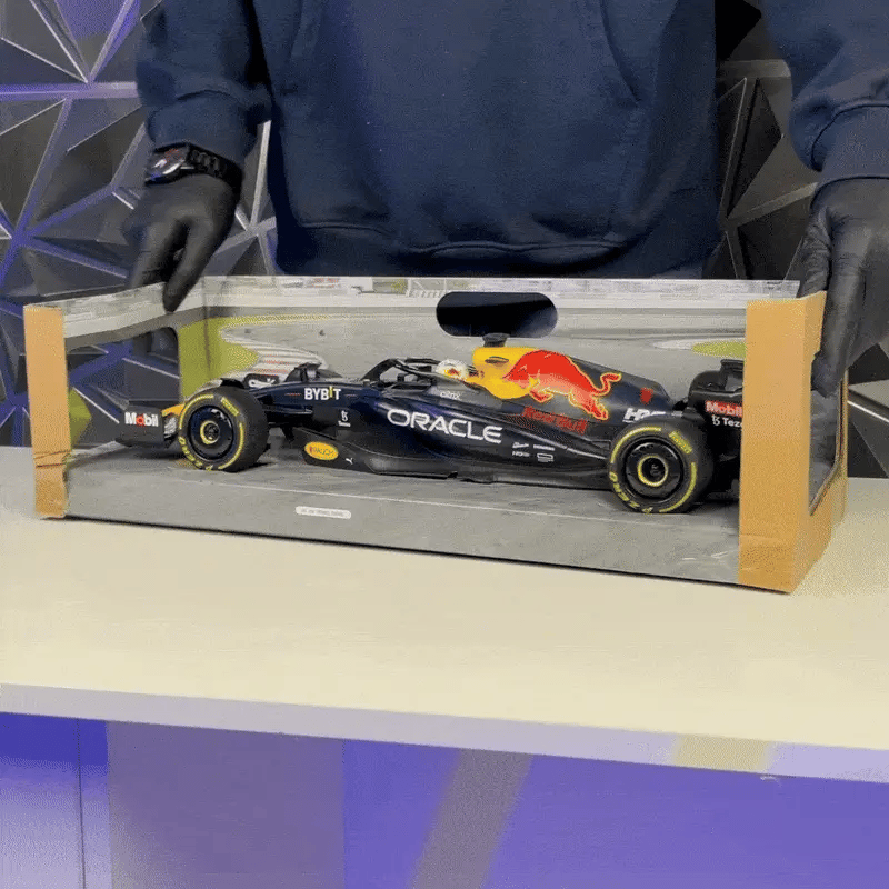 Red Bull RB18 1:18 Rastar Licensed RC Formula 1 Car diecast scale model car